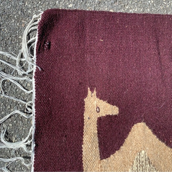 VTG Egyptian Handwoven Camel Pictorial Wool Kilim Rug Wall Hanging Boho Earthy - Picture 9 of 9